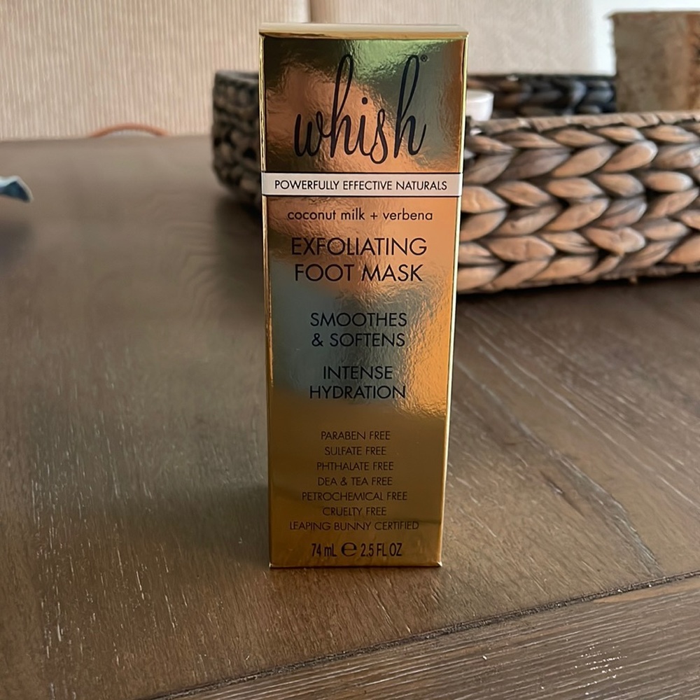 Whish exfoliating foot mask. Brand new.